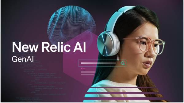 Développeuse avec casque d'écoute en train d'utiliser New Relic AI
